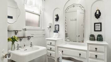 Free toiletries, hair dryer, towels