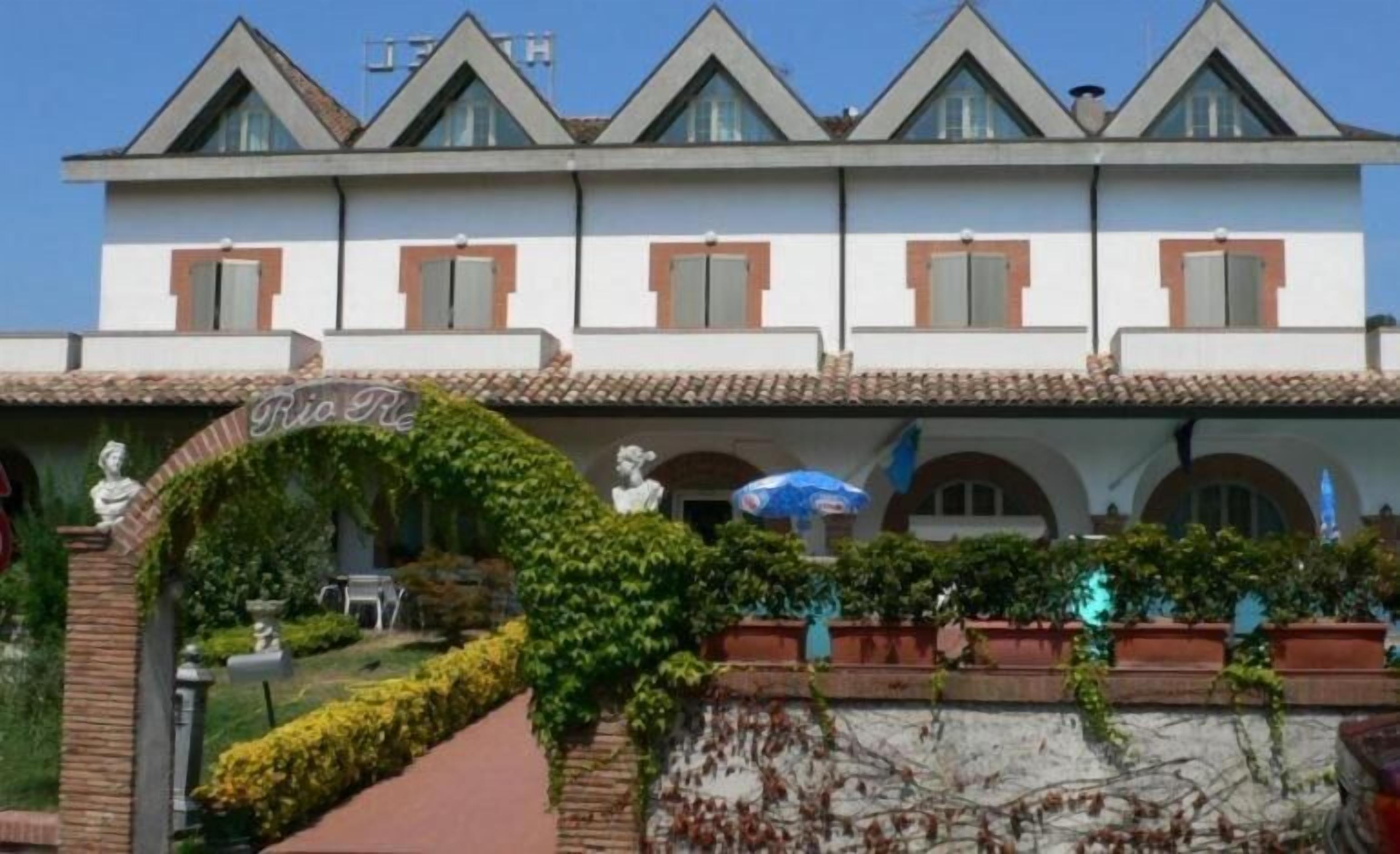 Façana frontal de l'allotjament