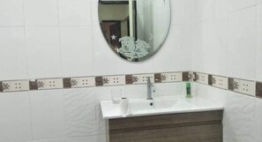 Bathroom - Sweet house for rent (Muang Pattaya)
