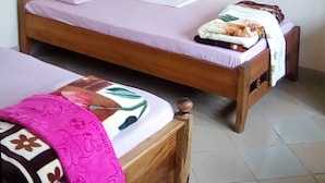 Family Room - Ifulong cultural tourism homestay (Arusha)