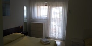 1 Schlafzimmer, Zimmersafe, Bettwäsche