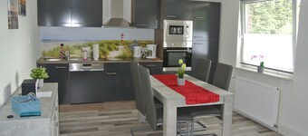 Lomat, lomat ja meri