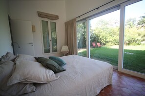 7 bedrooms, in-room safe, iron/ironing board, WiFi - Unique: magnificent villa in Porquerolles (Ile de Porquerolles)