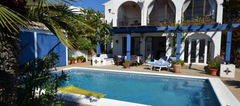 Pristine Two Bed Apartment for Great Summer Holidays or Long, Cozy Winter Breaks