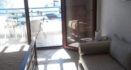 Estudio en alquiler vista mar y piscina