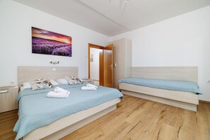 1 bedroom