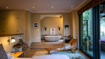 Villa | 3 bedrooms, premium bedding, individually furnished, iron/ironing board