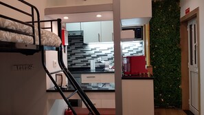 Fridge, microwave, oven, stovetop - The nest | Port Wine Cellars- 2 beds (Vila Nova de Gaia)