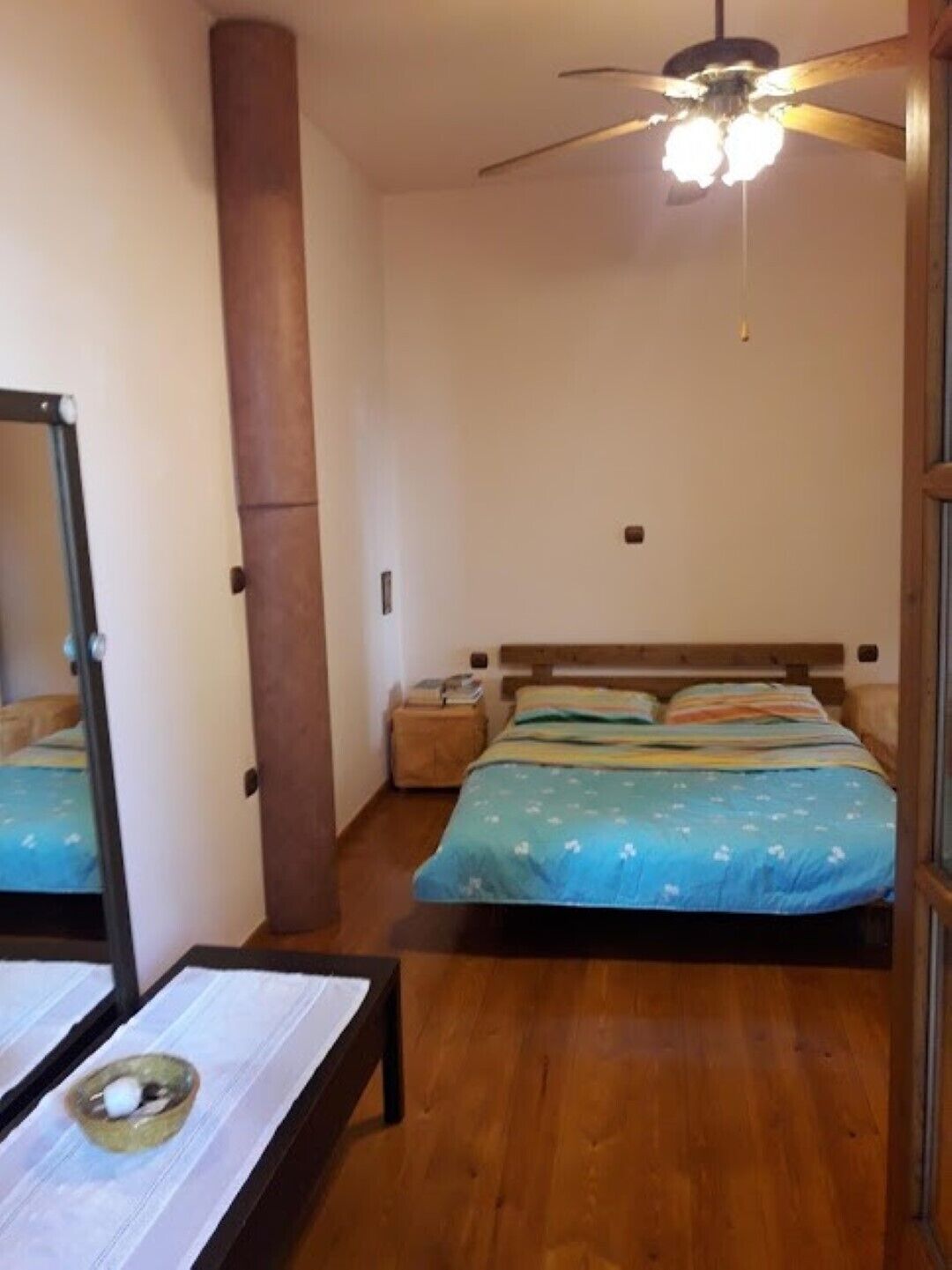 3 Schlafzimmer, Schreibtisch, Bügeleisen/Bügelbrett, WLAN