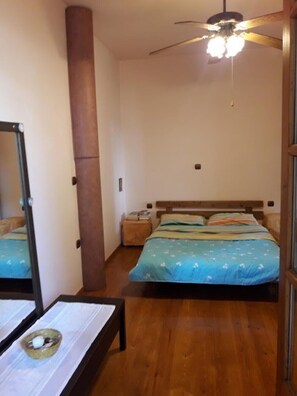 3 chambres, bureau, fer et planche Ă repasser, Wi-Fi