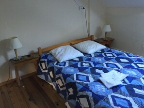 1 bedroom, iron/ironing board, WiFi
