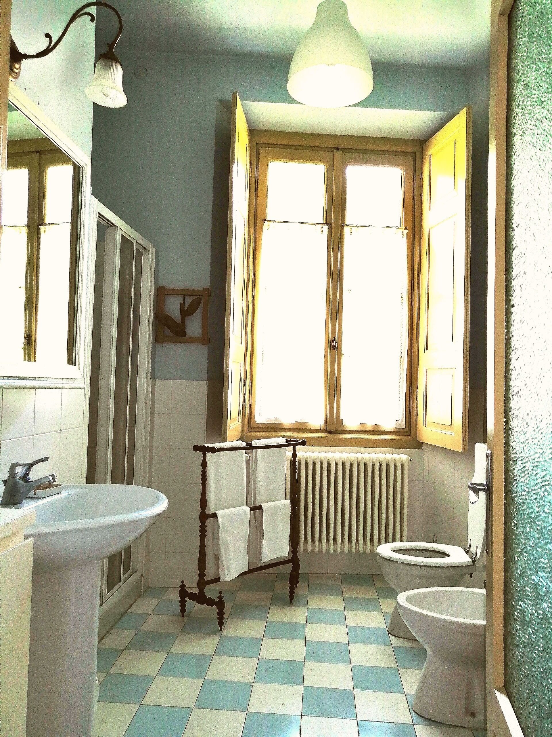 Dusche, Hausschuhe