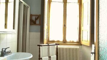 Dusche, Hausschuhe