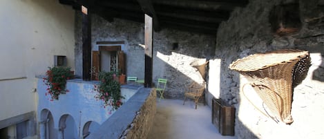 Terassi/patio