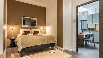2 slaapkamers, een strijkplank/strijkijzer, gratis wifi, beddengoed