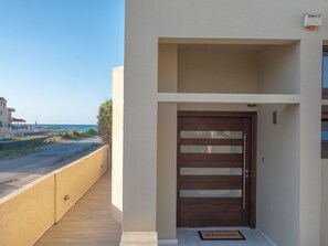 Property entrance - Evdokia Beach Resort (Malevizi)