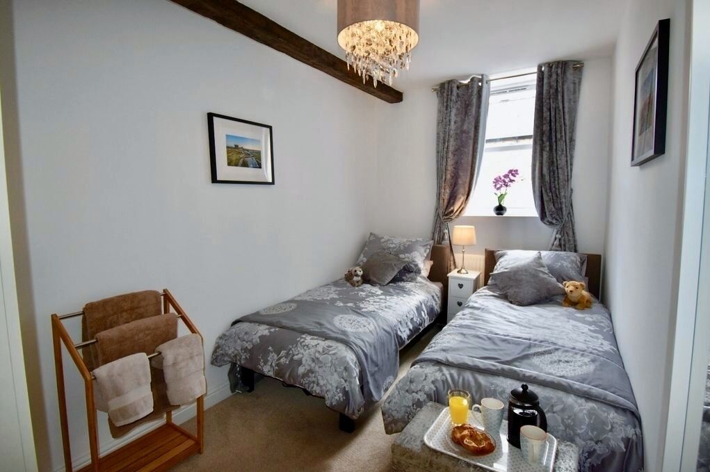 2 soverom, strykejern/-brett, reiseseng for barn og wi-fi (inkludert)