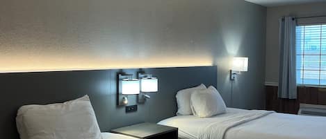 Iron/ironing board, free WiFi, bed sheets