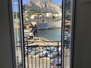Interior - House in the seaside village of Santa Nicolicchia (Porticello,Palermo)