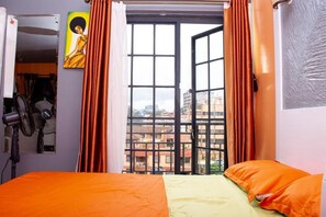 1 bedroom, WiFi - MVULI STUDIO NEAR NAIROBI CBD/WESTLANDS/PARKLANDS/RIVERSIDE DRIVE (Nairobi)