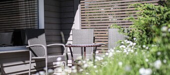 Fint, ny renovert helårs ferie hus nær Kristiansand, få km  til strand og butikk