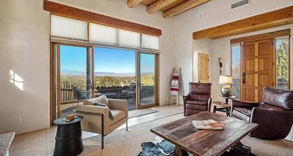 Breathtaking Sunset Views, Community Pool