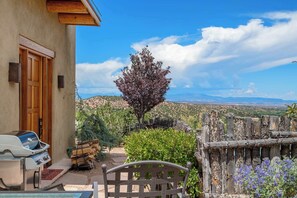 Property grounds - Breathtaking Sunset Views, Community Pool (Santa Fe)