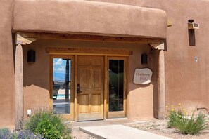 Exterior detail - Breathtaking Sunset Views, Community Pool (Santa Fe)