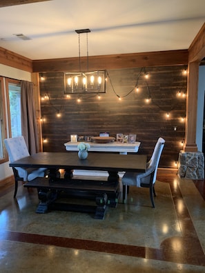 Dining - Family Home (Water Valley)