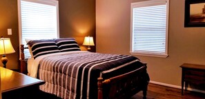 3 Schlafzimmer, Bügeleisen/Bügelbrett, Bettwäsche