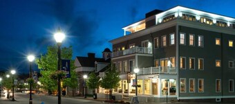 Two Bedroom Luxury Condo, Kennebunk, Maine 1732833