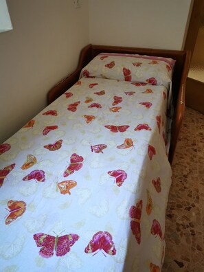 1 Schlafzimmer, Bügeleisen/Bügelbrett, WLAN