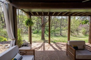 Terrace/patio - The Frontier Getaway (Nashville)