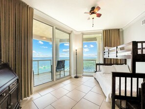 3 bedrooms, iron/ironing board, WiFi, bed sheets - P4-0701 Best Rates & Panoramic Sound Views! 3 bdrm (Pensacola Beach)