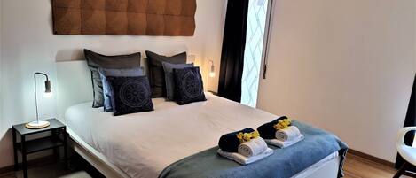 1 soveværelse, strygejern/strygebræt, internetforbindelse, sengetøj