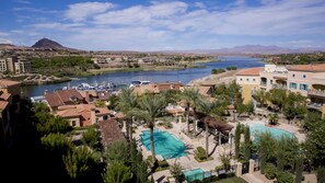 Ulkouima-allas, lämmitetty uima-allas