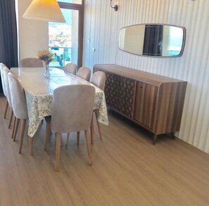 Dining - Apartment, Mountain view (Bursa)