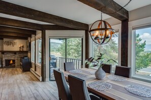 Condo, Multiple Beds (Willow View Flat at Frisco) | In-room dining