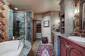 Deluxe House | Bathroom