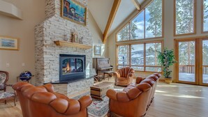 Casa, varias camas (Sundance at Breckenridge) | Área de sala de estar