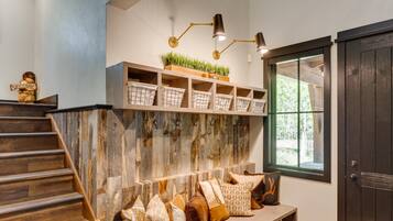 House, Multiple Beds (Aussie Elegance at Slopeside) | Iron/ironing board, free cribs/infant beds, free WiFi, bed sheets