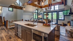 Ferienhaus, Mehrere Betten (Aussie Elegance at Slopeside) | Eigene Küche