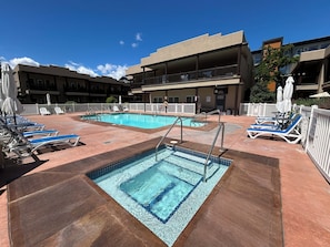 Outdoor pool, a heated pool - LUXURY CONDO, 2 BEDROOMS, 1 BATH, SLEEPS 5 (Osoyoos)