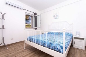 1 chambre, draps fournis
