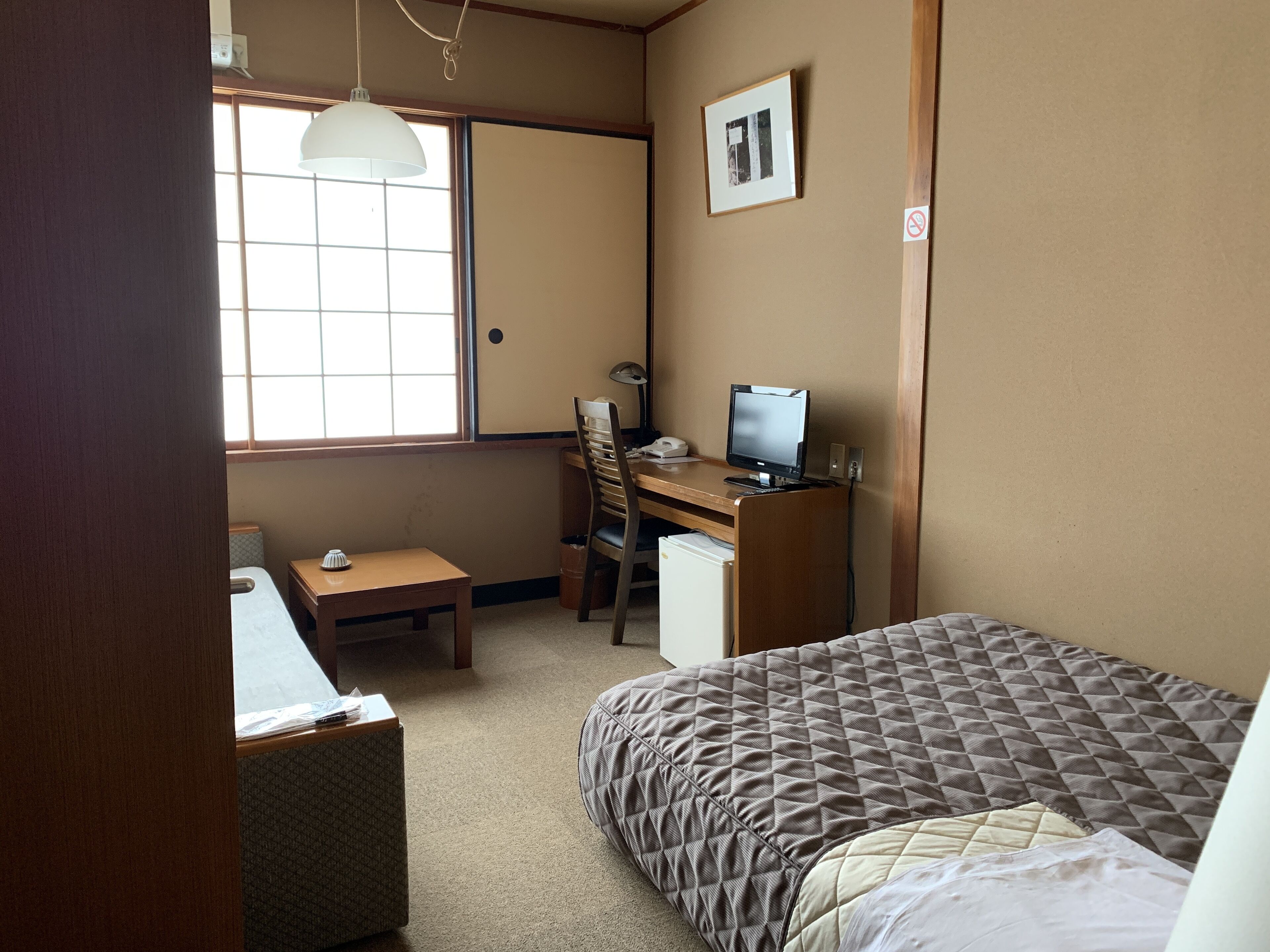 standard single room, non smoking | laptop workspace, blackout curtains, free wifi