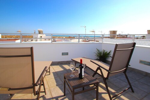 Modernes Stadthaus in der Nähe  des Strandes und der Altstadt in Conil mit privater Terrasse mit schönem Meerblick, ruhig gelegen, mit Klimaanlagen - Casa Las Manuelas -
