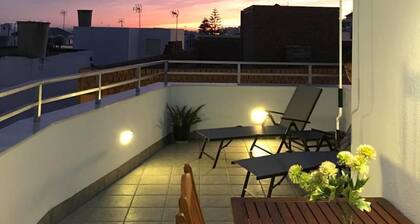 Sea Views from private terrace, near old town of Conil, aircondition, WiFi internet - Casa Las Manuelas -
