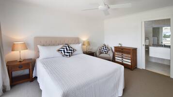 Vila Mewah | 2 kamar tidur dan didekorasi berbeda-beda