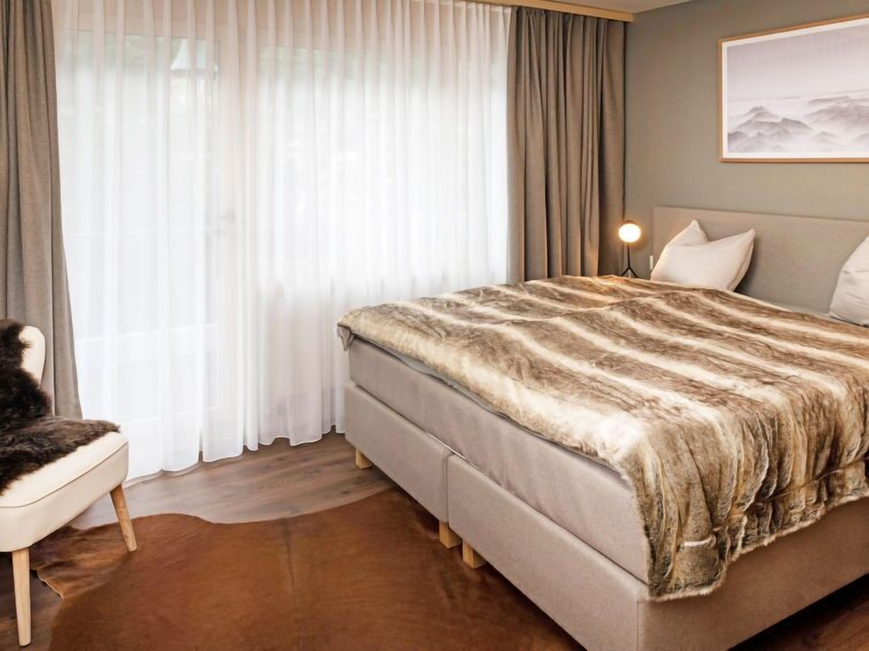 2 bedrooms, Internet