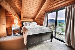 4 chambres, coffres-forts dans les chambres, bureau